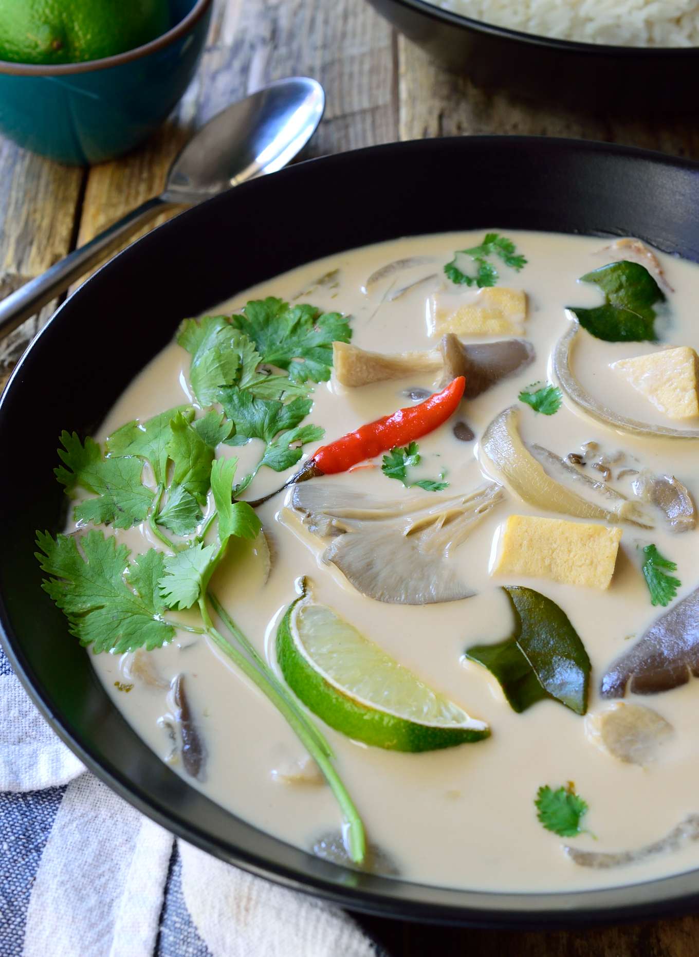 Sopa Tailandesa De Curry De Coco Receta Vegana De Tom Kha Gai